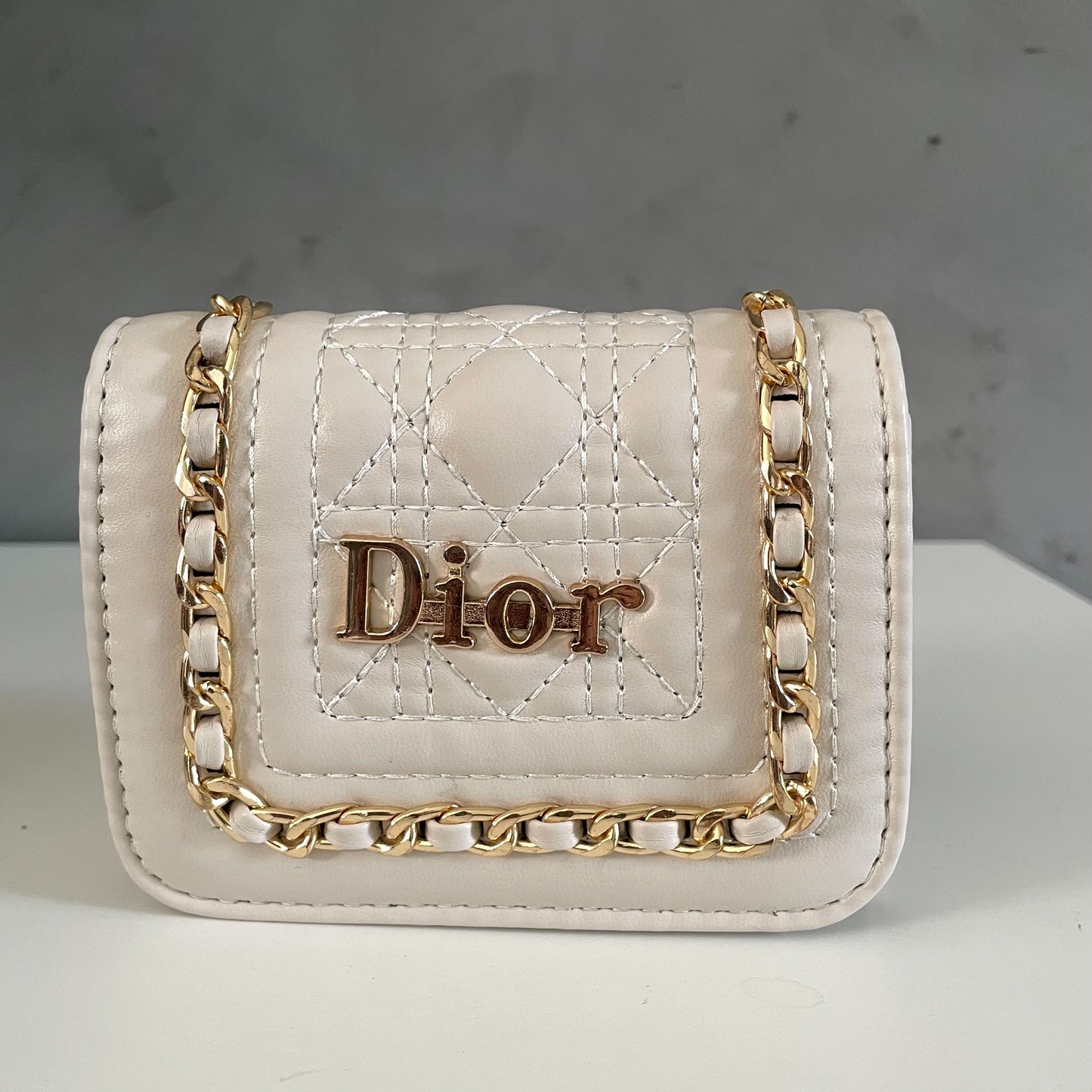 Diora bag